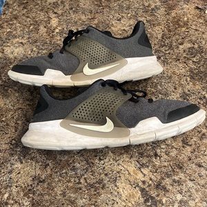 Mens Nike sneakers
